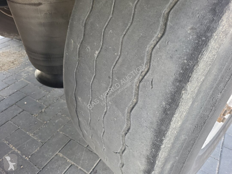 Полуприцеп Krone