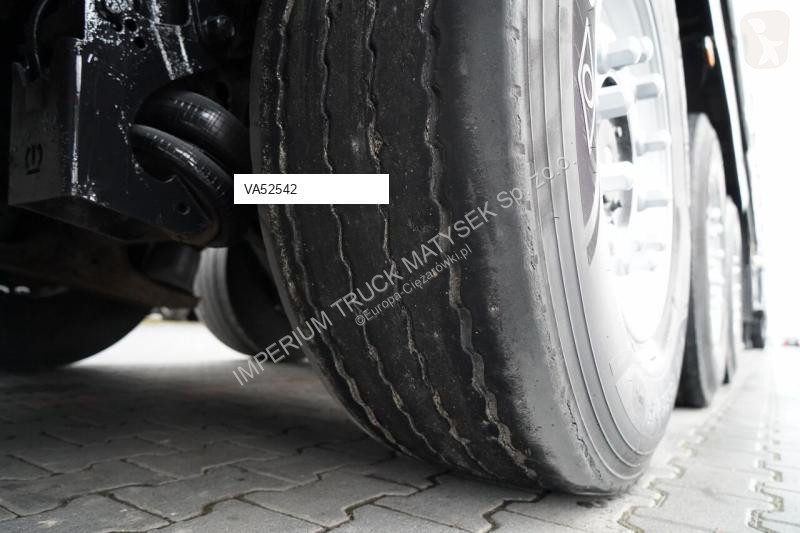 Полуприцеп Krone Semiremorcă cu prelată...