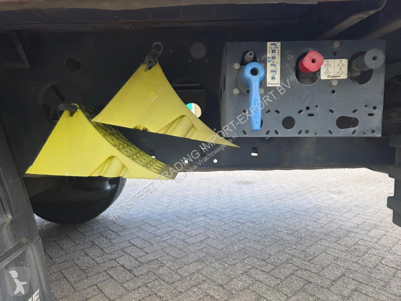 Oplegger Krone - SAF Axles - Disc Brakes 3-axle...