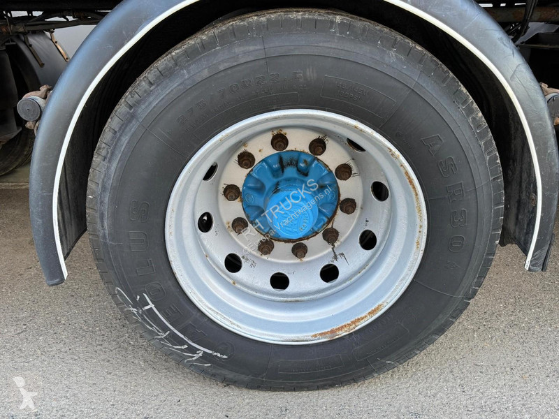 Floor FLUO-24-30H2 3 AXLE BPW + KENNIS...