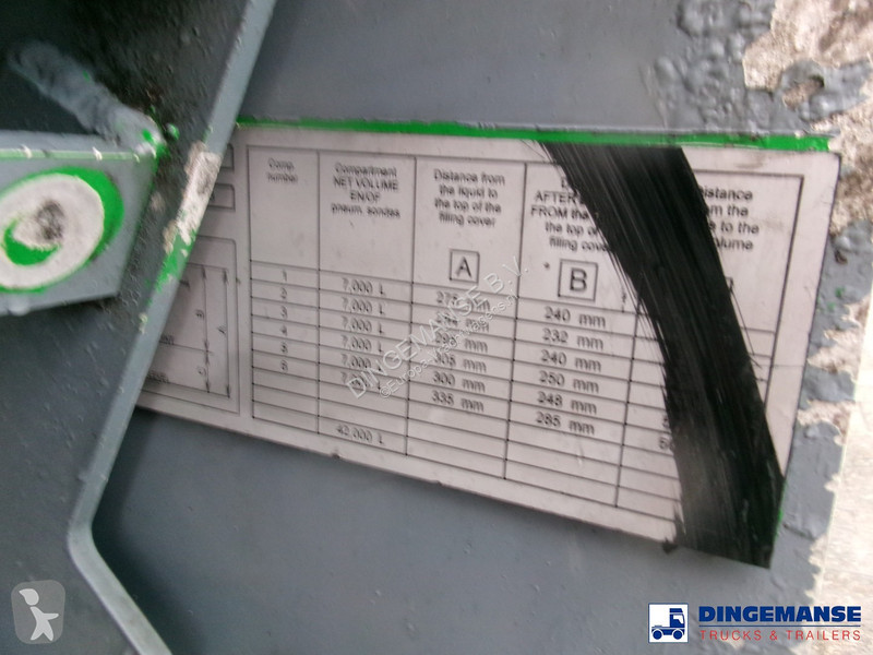 Semiremorca LAG Fuel tank alu 44.5 m3 / 6 comp...
