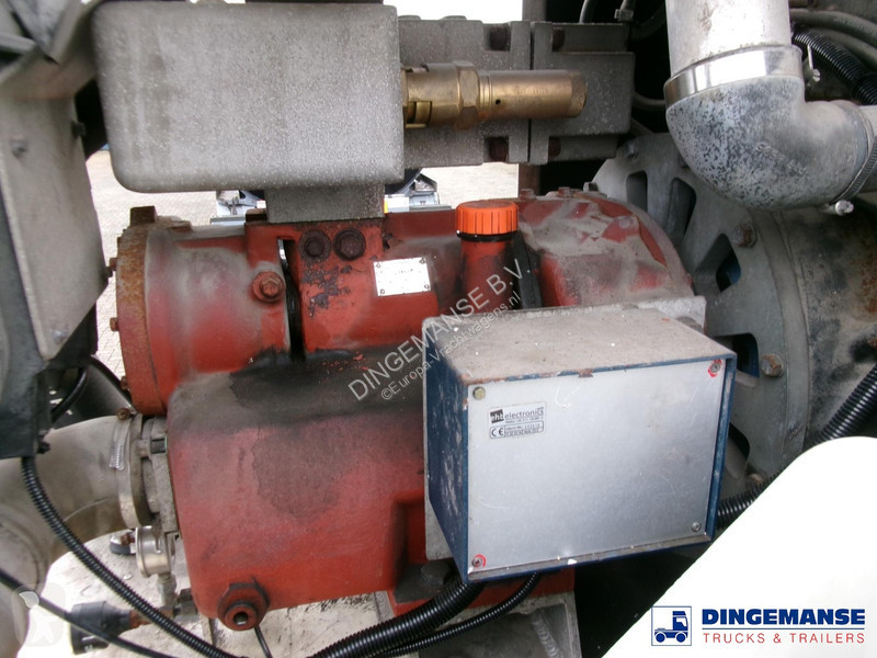 Semirimorchio Feldbinder Powder tank alu 40 m3...