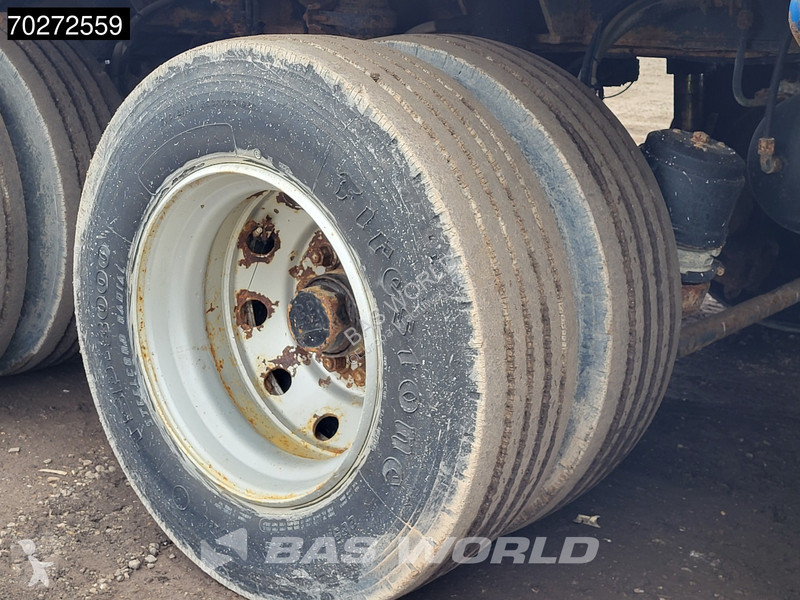 Semitrailer Nooteboom BAZ-66 4xLenkachse...