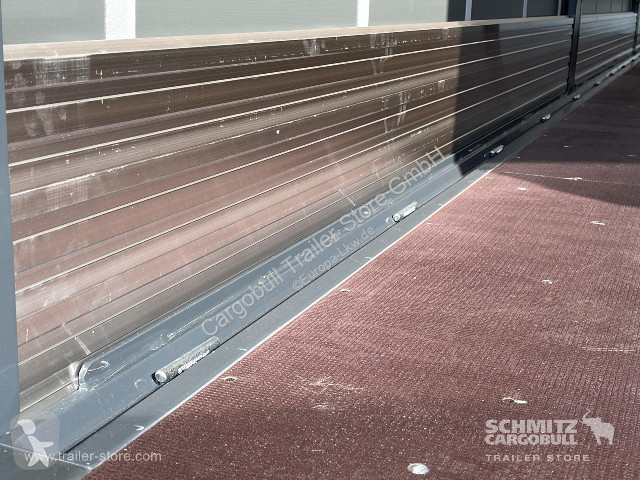 Semitrailer Berger Curtainsider Standard Getränke