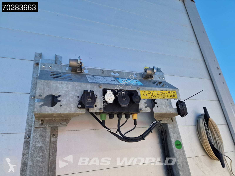 نصف مقطورة Schwarzmüller S1 3 axles Liftachse...