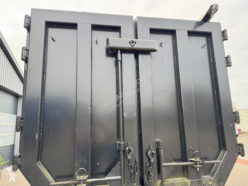 Semiremorca Minerva Pellicano 35 m3 / 47.000 Kg