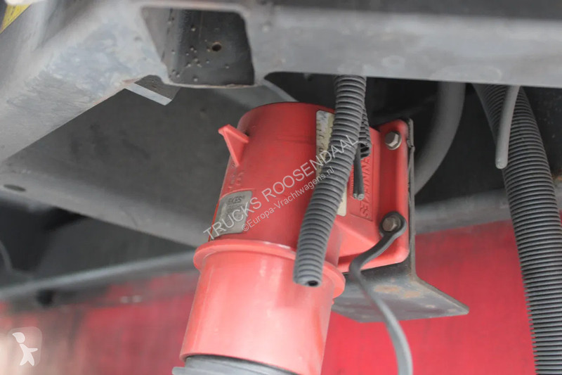Semiremorca Tracon Uden + CARRIER VECTOR 1850...