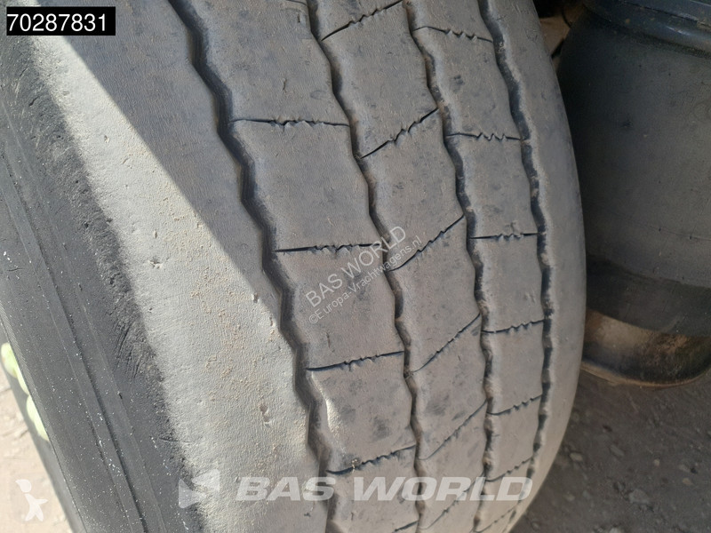 Semiremorca Carnehl CSS/AL 3 axles 8mm Liftachse