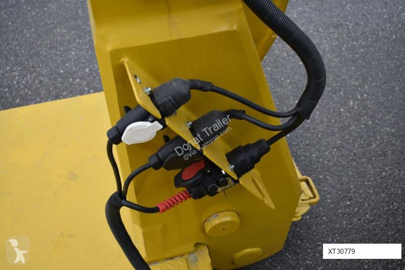 Oplegger Donat Front loading hydraulic lowbed