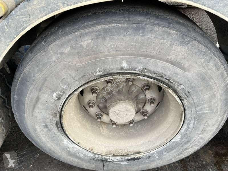 Semitrailer Benalu  3 ESSIEUX