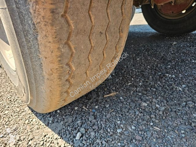 Semi reboque Carnehl ca. 44 cbm Getreidekipper,...