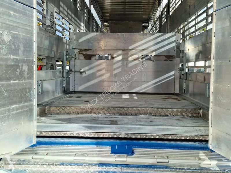 Náves Pezzaioli New 3 stock livestock trailer...