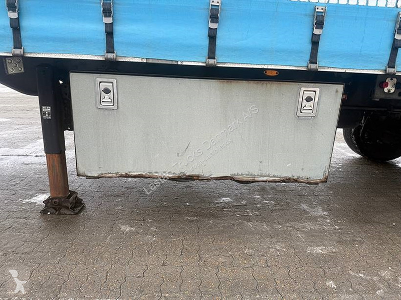 نصف مقطورة  Curtainsider / City-Plane Stapler