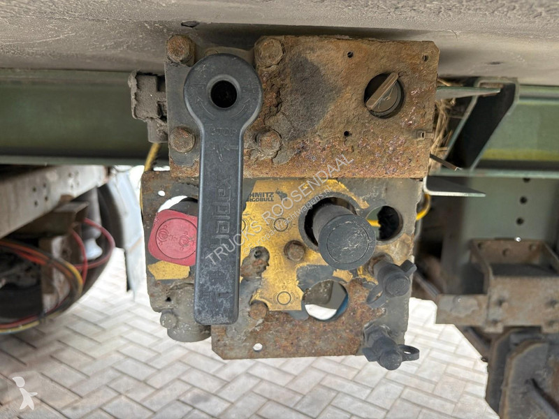 نصف مقطورة Schmitz Cargobull 2 axles + STEERING...