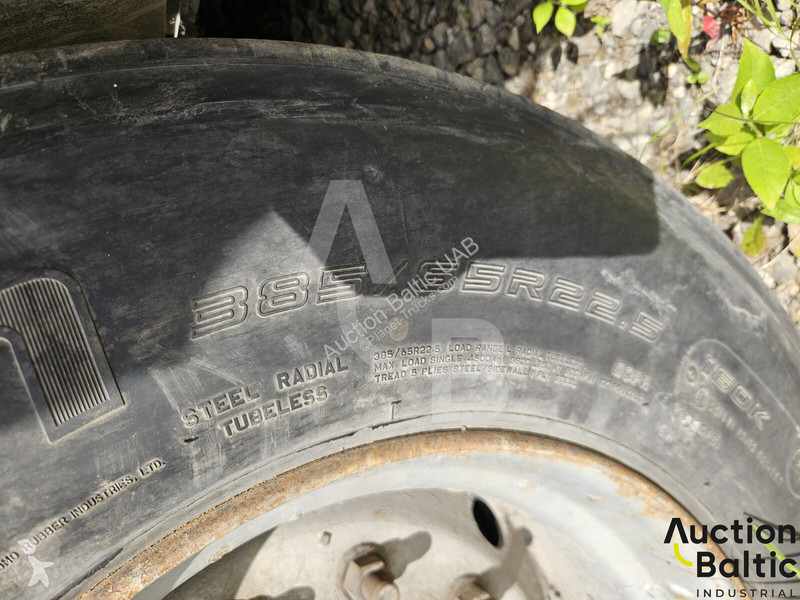 نصف مقطورة Fruehauf