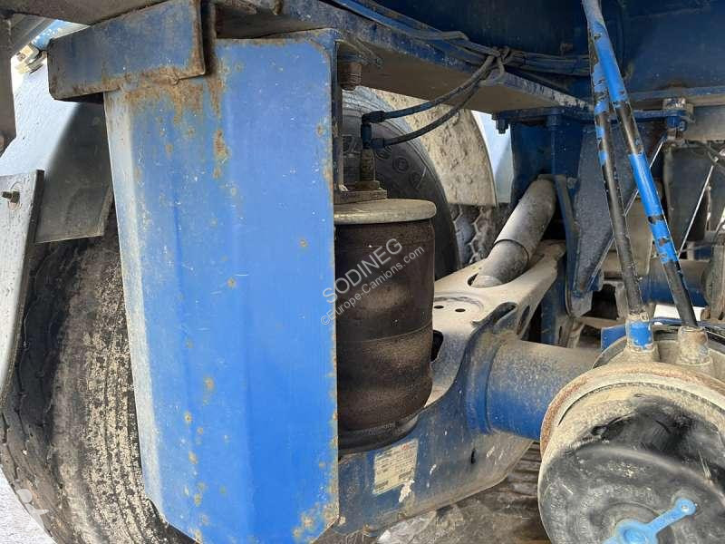 Semi remorque Benalu  3 ESSIEUX