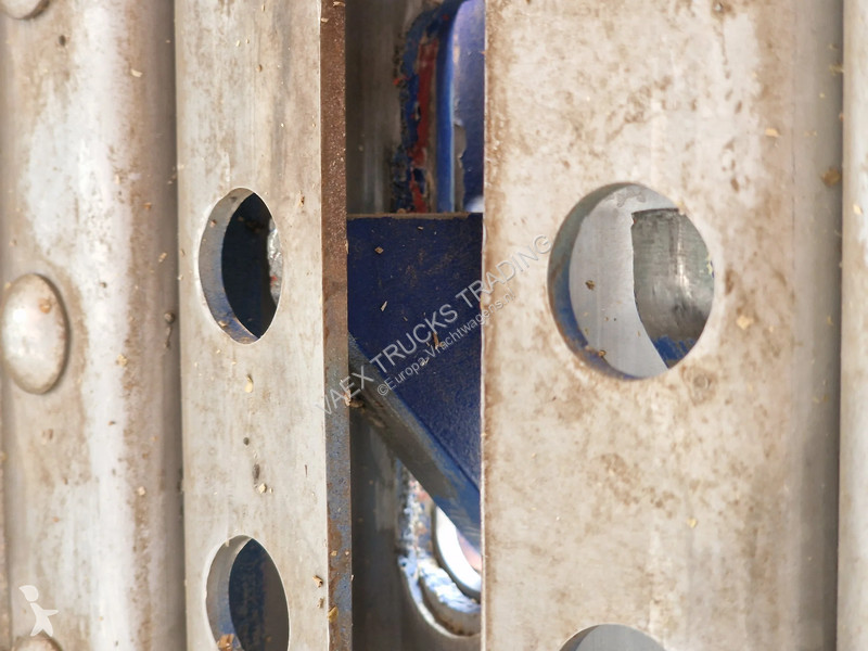 نصف مقطورة Finkl 3 deck - lift- water - vans -...