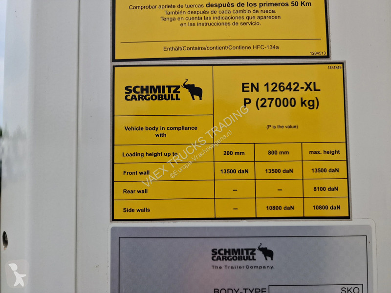 نصف مقطورة Schmitz Cargobull SCB*S3 Carrier...