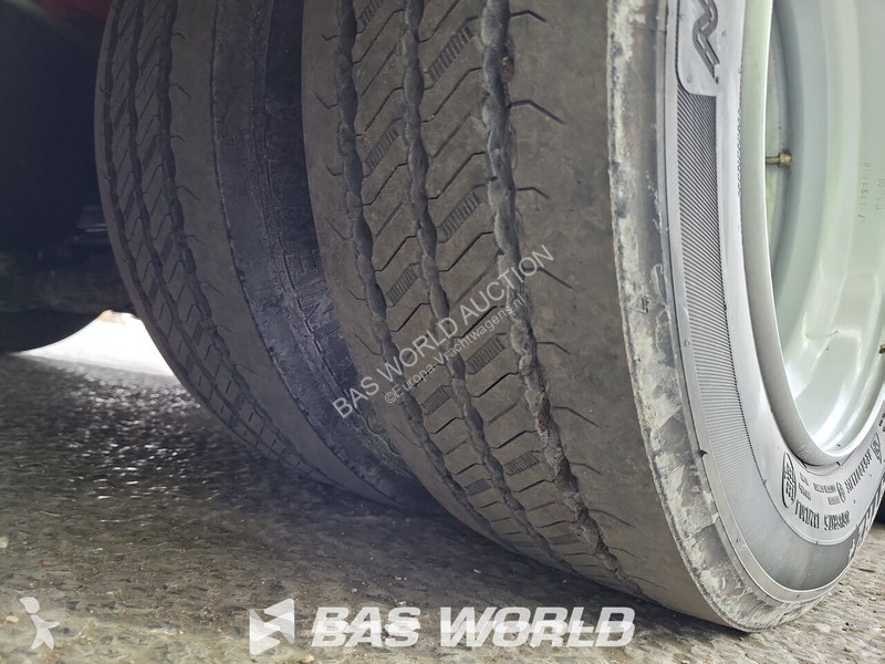 Semirremolque Kässbohrer LB3E