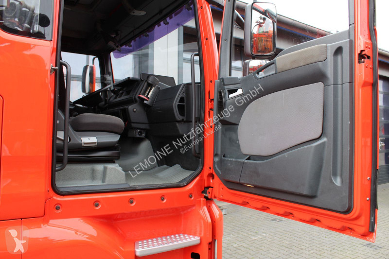 Vrachtwagencombinatie MAN 2-Achs Hellmers 26m3...