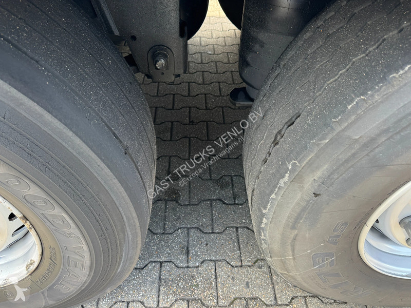 Полуприцеп Schmitz Cargobull Thermo King SLXi...