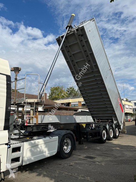 Semitrailer Langendorf SKA 24/30 Getreidekipper...