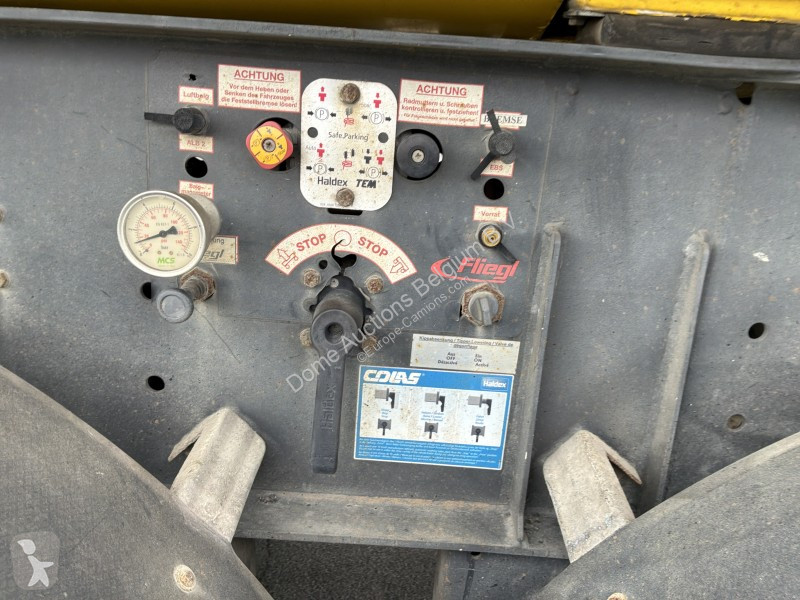 Fliegl SDS01 semi-trailer