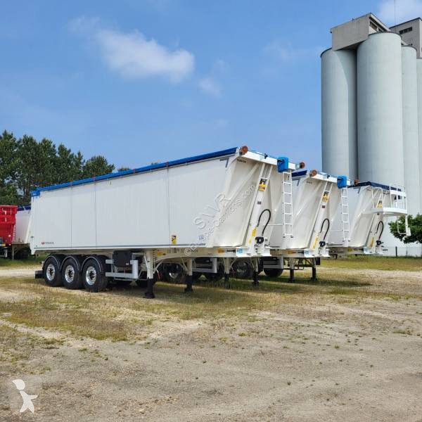 Semitrailer Tisvol Benne céréalière DISPONIBLE