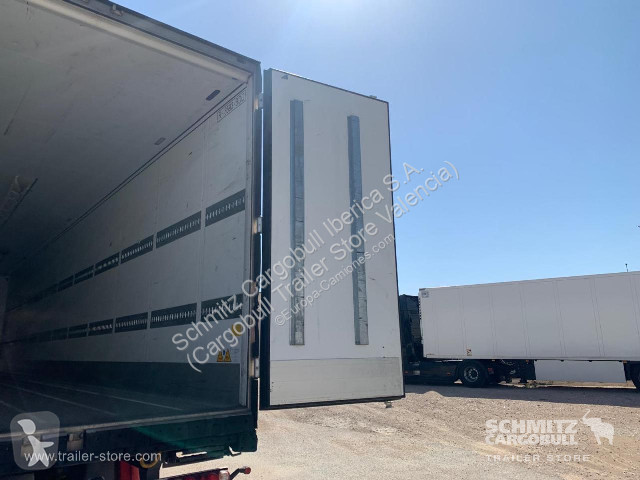 Sættevogn Schmitz Cargobull Reefer Standard