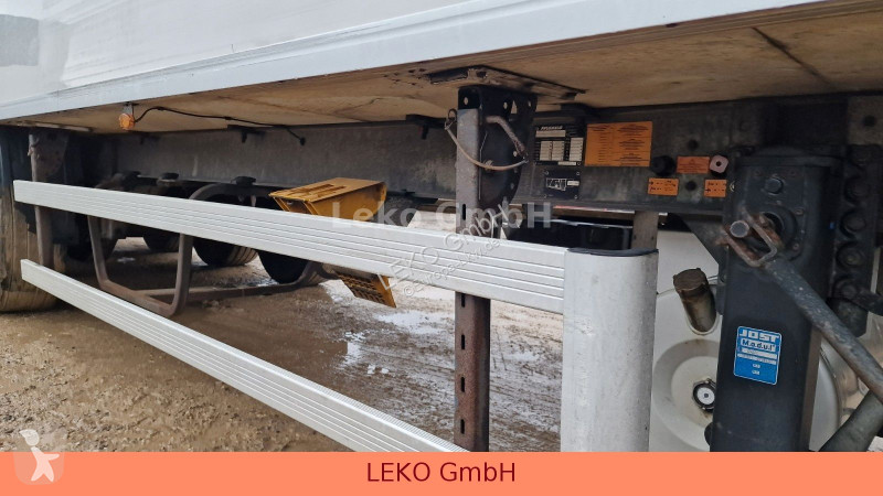 نصف مقطورة Fruehauf Frigo Semi 38T Vector 1850...