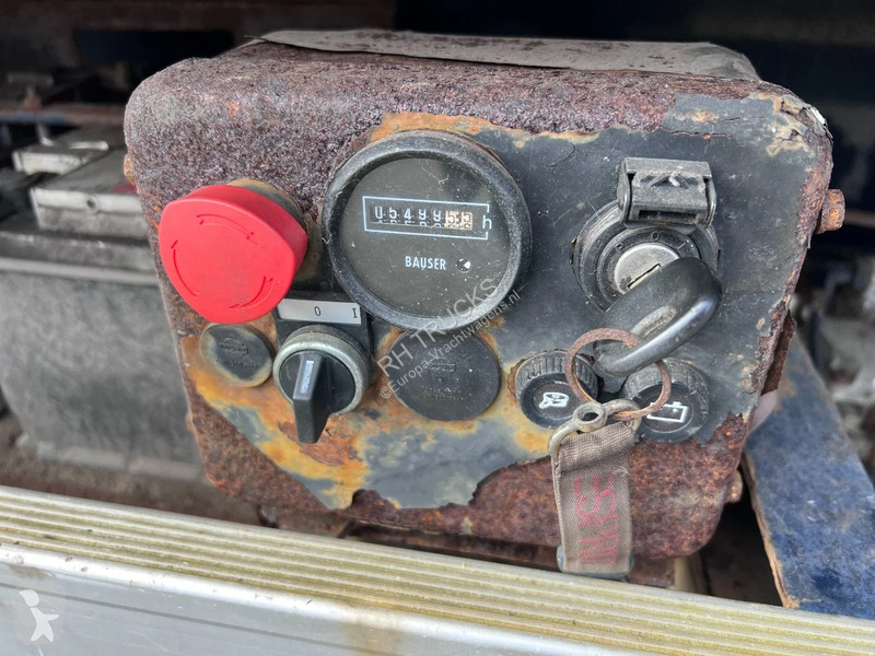 Oplegger ATM 2 AS + HIAB 300-4 + WINCH