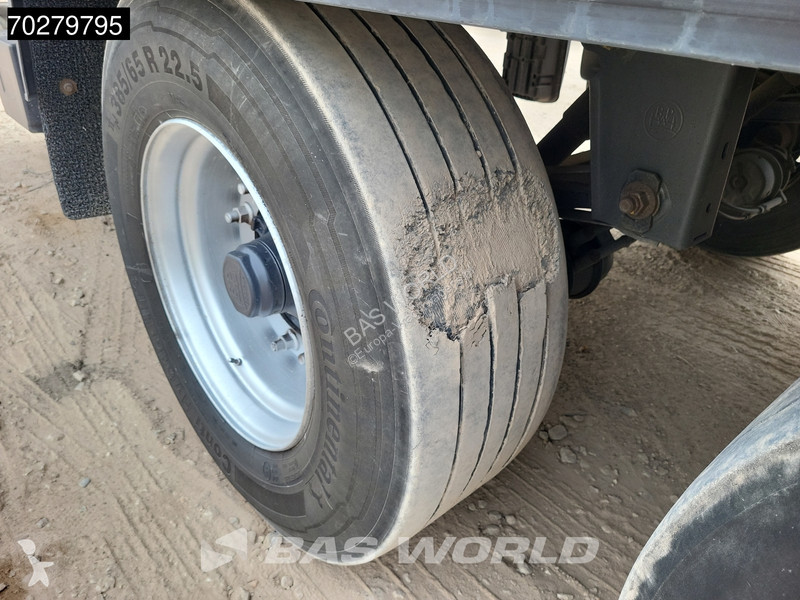 Semiremorca Lamberet SR2B-5T8-1B 3 axles Thermo...
