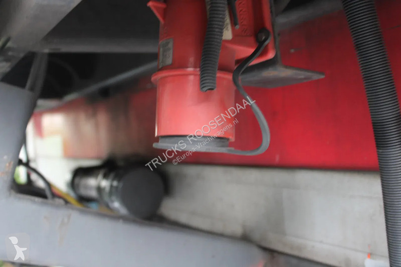 Semiremorca Tracon Uden + CARRIER VECTOR 1850...