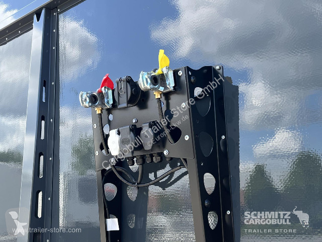 Semitrailer Berger Curtainsider Standard Getränke