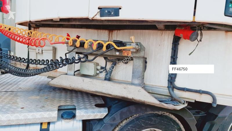 Semirimorchio Fruehauf FST 4 FC