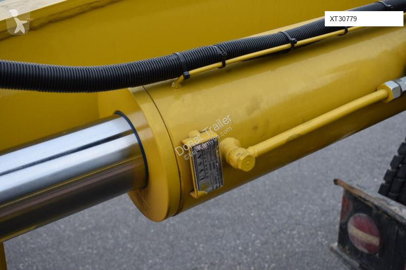 Oplegger Donat Front loading hydraulic lowbed