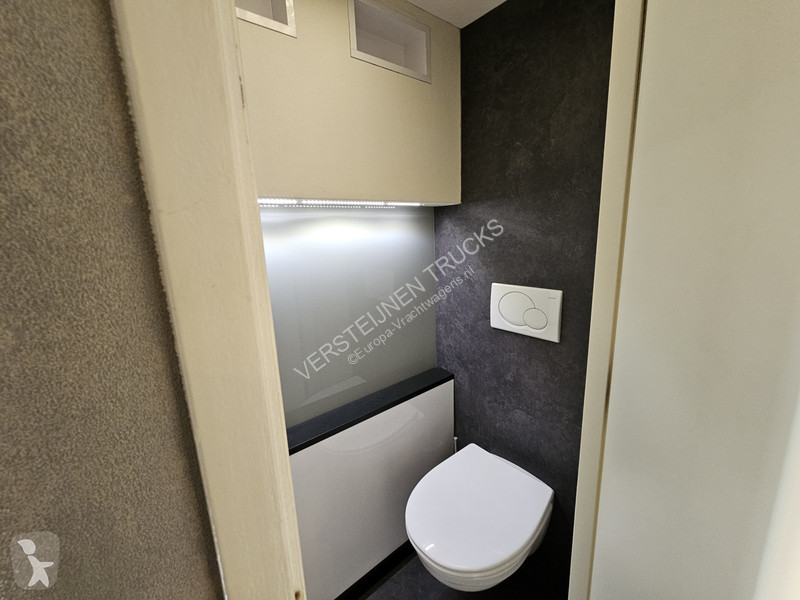 Полуприцеп  CAMPER TRAILER / MOBIL HOME