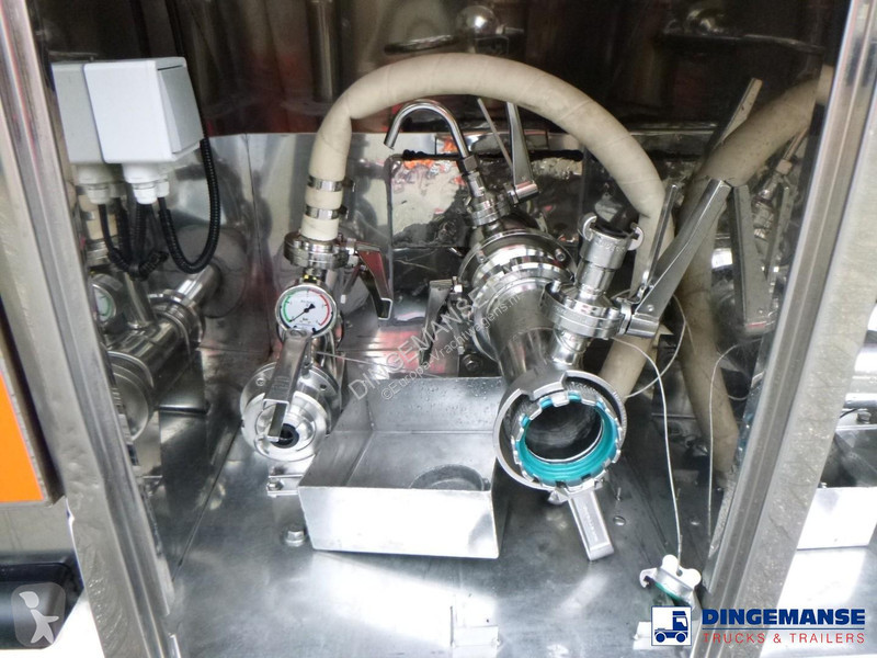 نصف مقطورة Van Hool Food tank inox 62 m3 / 3 comp