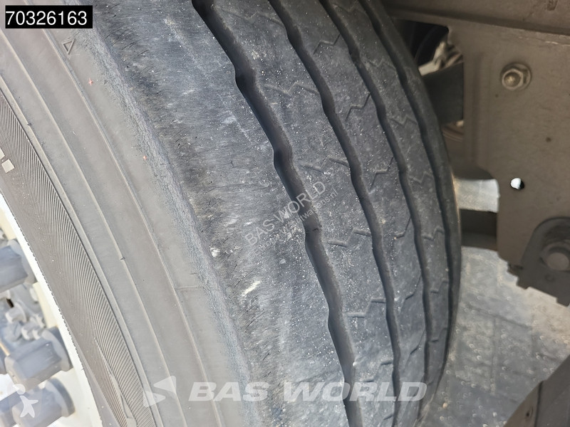 نصف مقطورة Schmitz Cargobull SCB*S3B 3 axles...
