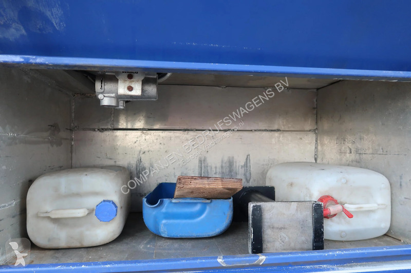 نصف مقطورة Cuppers LVO 12-27
