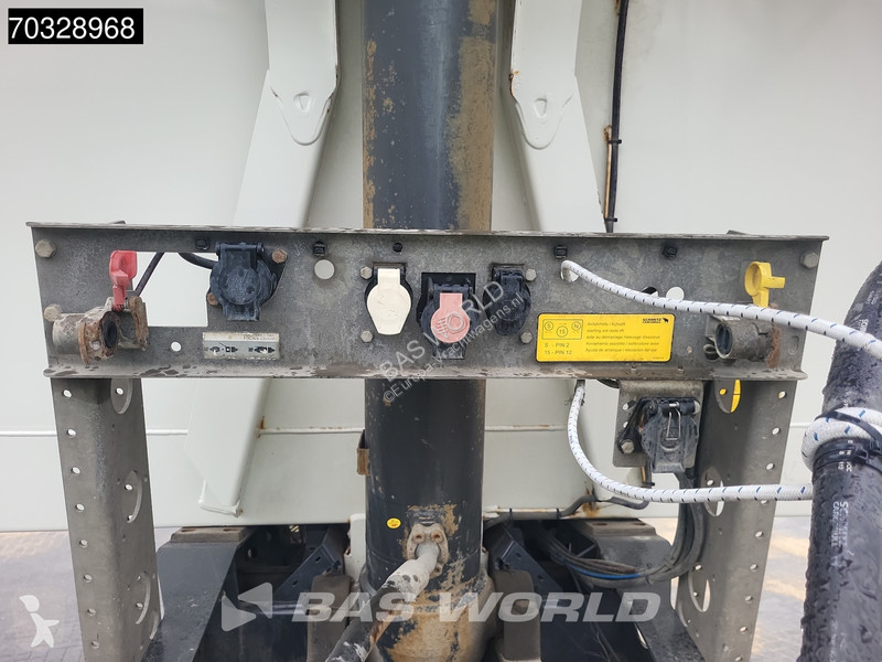 نصف مقطورة Schmitz Cargobull SCB*S3D Lift Axle...