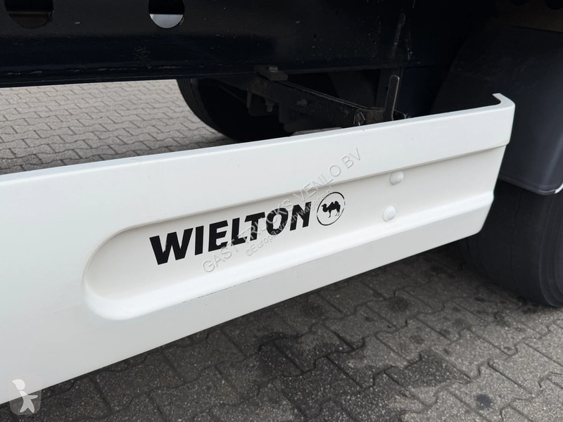 نصف مقطورة Wielton Schuifzeil-Dak / SAF-Disc /...