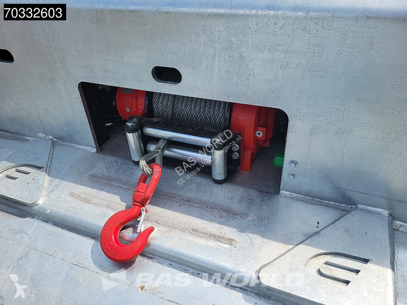 نصف مقطورة Eroglu Trucktransporter SAF Winch
