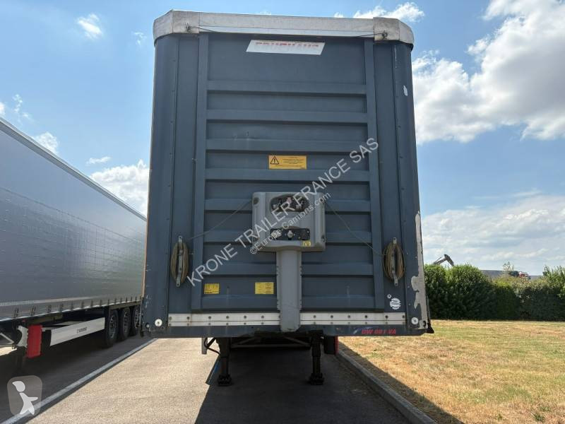 نصف مقطورة Fruehauf