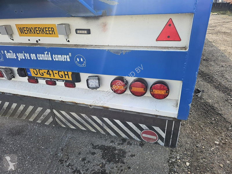 V02-STG-15-30 semi-trailer