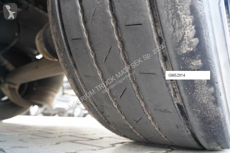 نصف مقطورة Krone