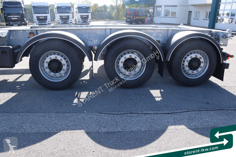 نصف مقطورة Fliegl Containerchassis ADR...