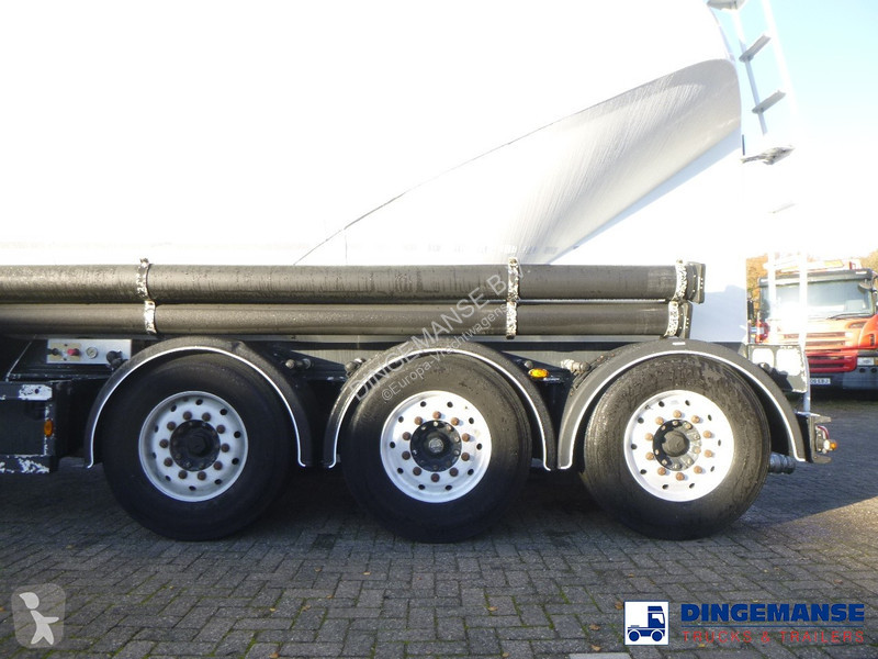 Semiremorca  Powder tank alu 39 m3 / 1 comp