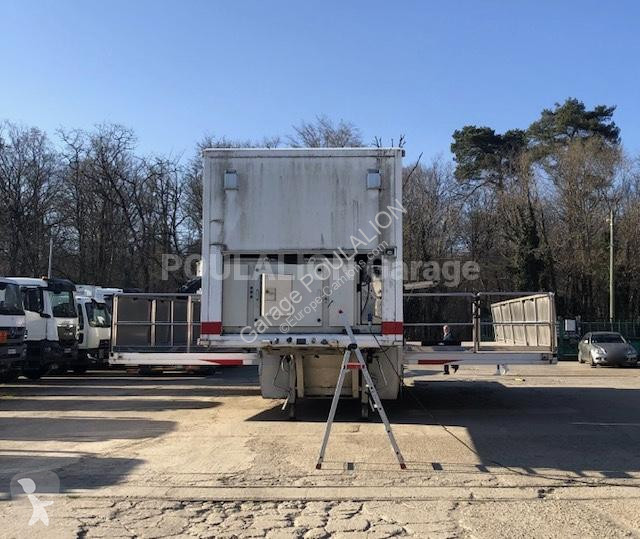 Semitrailer Fruehauf 2 ESSIEUX FOURGON PODIUM 32T