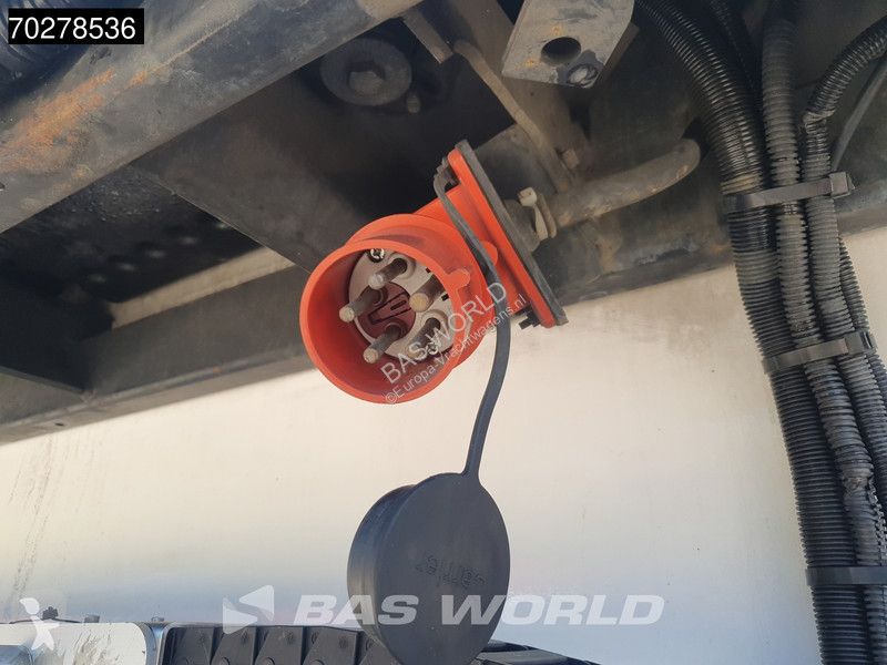 Semiremorca Lamberet SR2B-5T8-1B 3 axles...